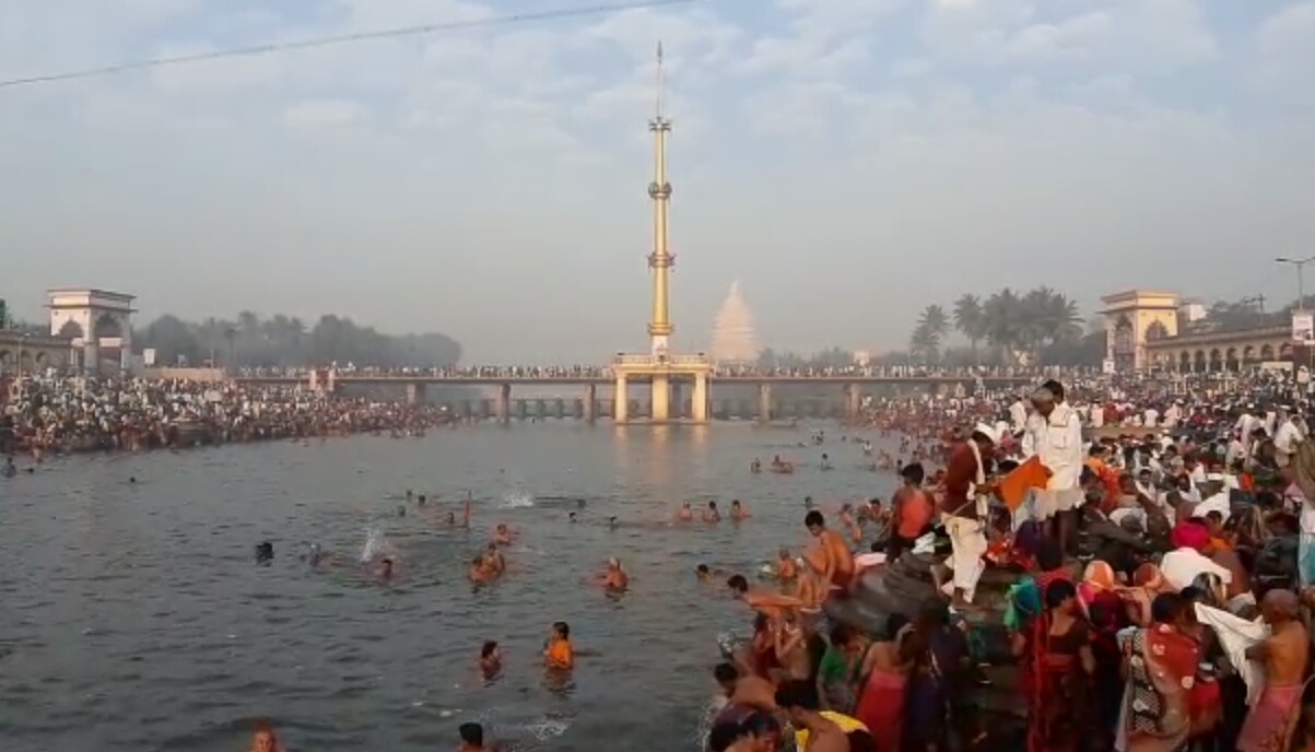 आळंदीत रंगला कार्तिकी वारी-संजीवन समाधी सोहळा