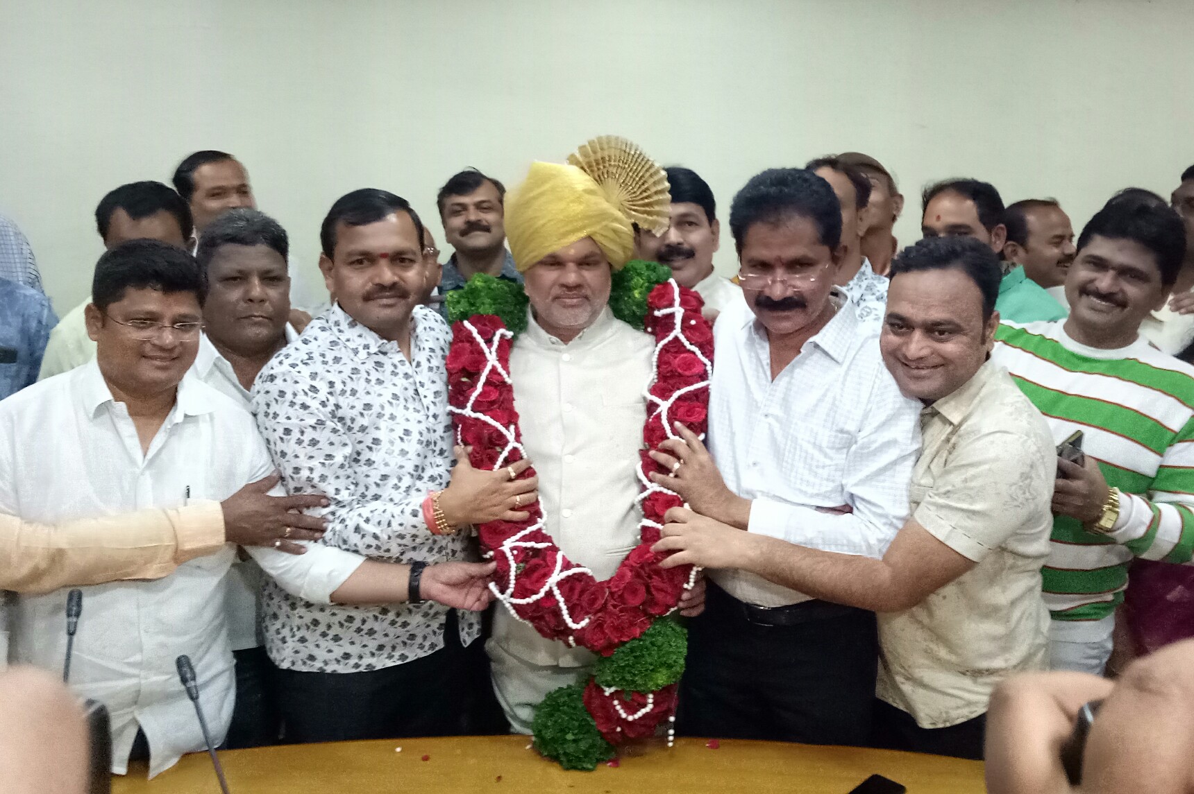 स्थायी सभापती निवडणुक : भाजपचे विलास मडेगिरी विजयी, शिवसेनेनं 'युती धर्म' पाळला