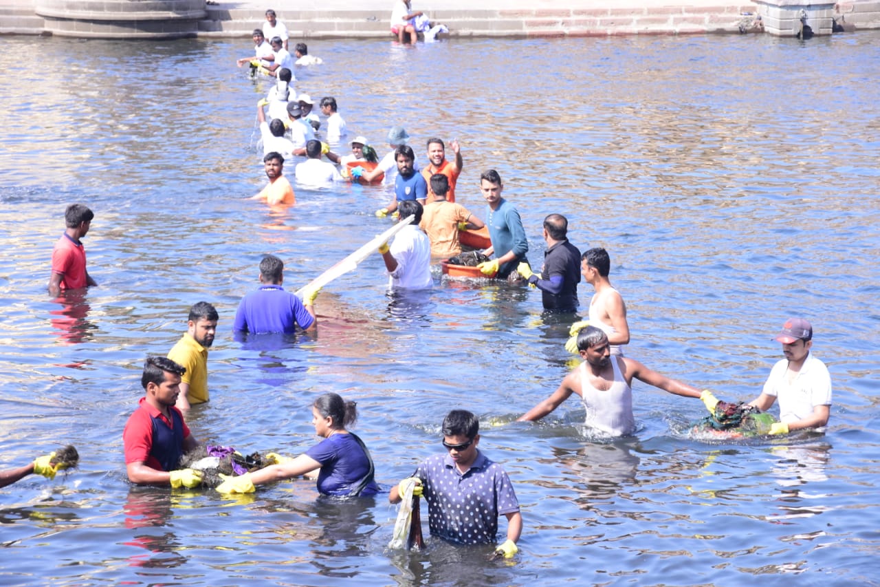 छावा संघटनेच्यावतीने इंद्रायणी स्वच्छता अभियान संपन्न