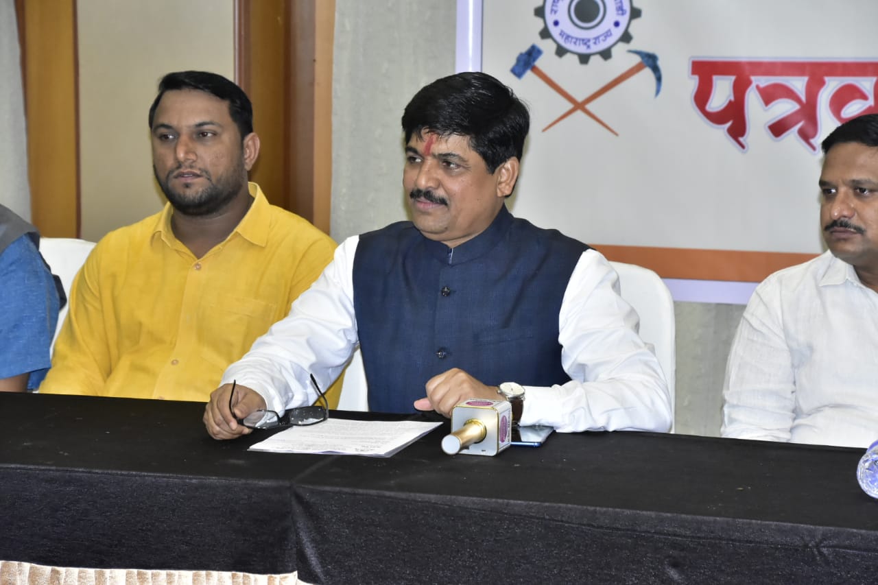 गुन्हेगारांचा वापर करुन कायदा पायदळी तुडविणाऱ्या उद्योजकांची चौकशी करा; यशवंत भोसले यांची मुख्यमंत्र्यांकडे मागणी