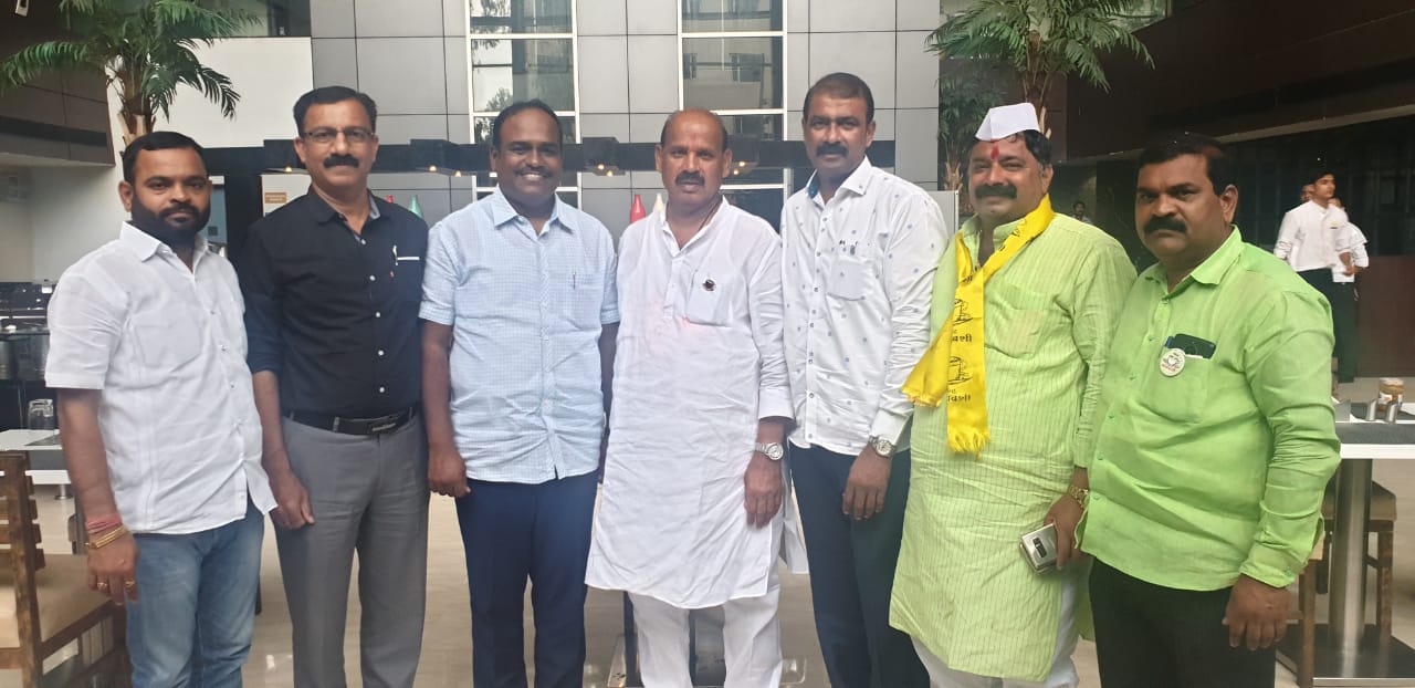 भोसरीत अपक्ष उमेदवार विलास लांडे यांना काँग्रेसचा पाठिंबा जाहीर