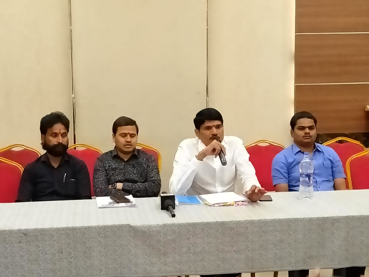 जाचक अटींमुळे अनधिकृत बांधकाम अधिकृत होण्यास अडचण; ज्ञानेश्वर कस्पटे यांची पत्रकार परिषदेत माहिती