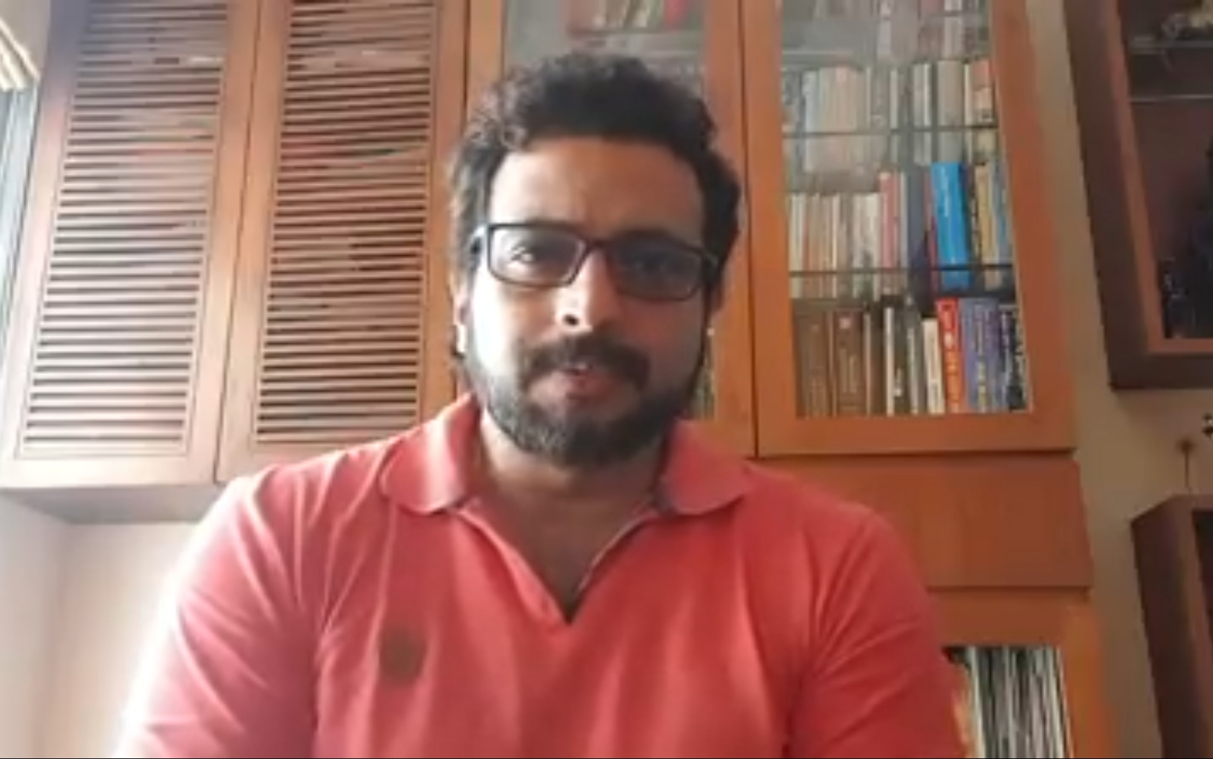 'गरज आहे स्वयंशिस्तीची, प्रशासनाला साथ देण्याची'.. खासदार डॉ. अमोल कोल्हे यांचे सर्वांना सहकार्याचे आवाहन