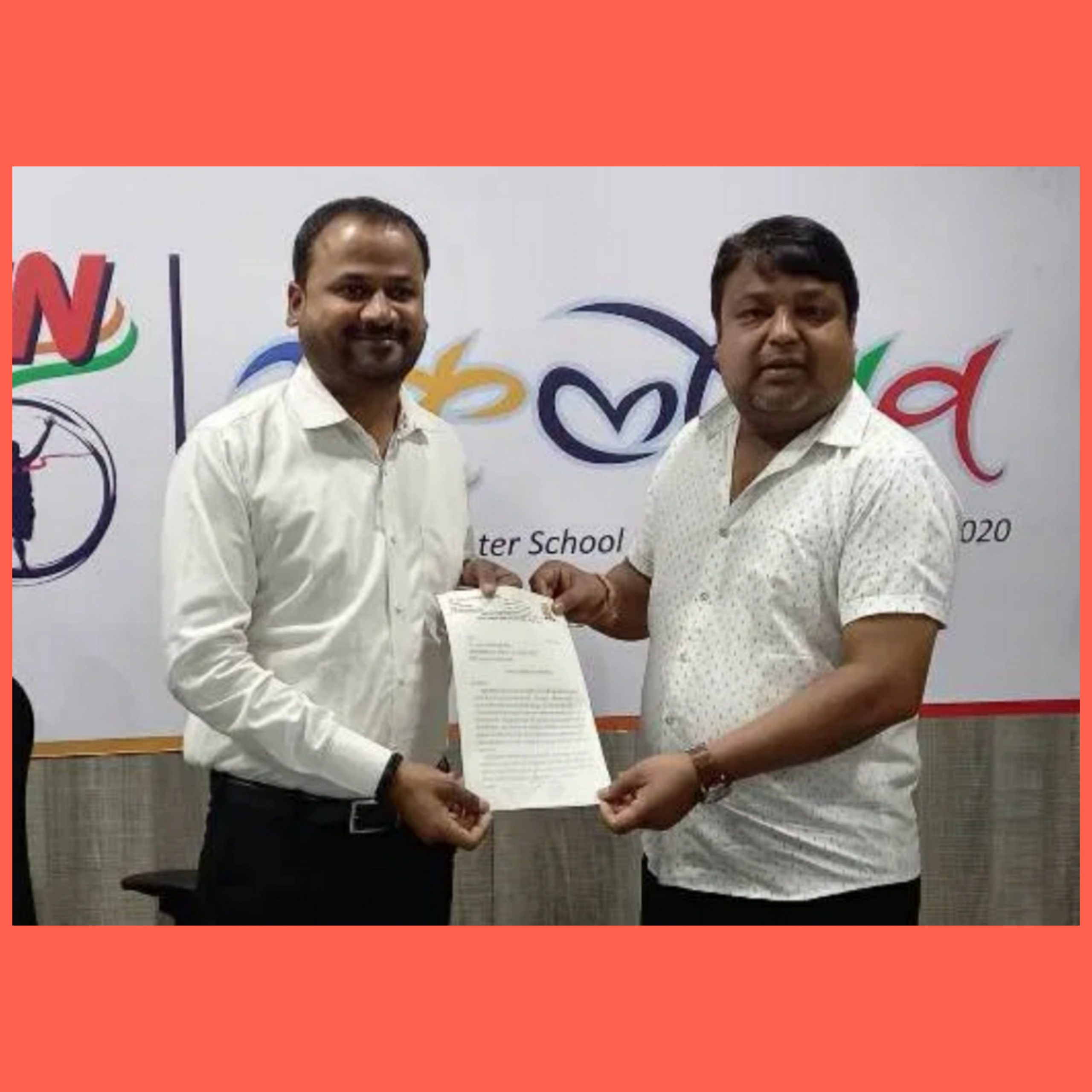 मोहननगर येथील टेनिस कोर्टच्या जागी खेळाचे मैदान तयार करा; शिवसेना नगरसेविका मीनल यादव आणि विभागप्रमुख विशाल यादव यांची मागणी