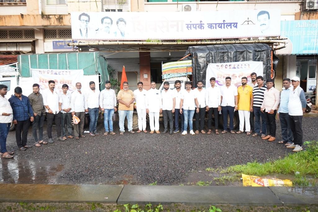 परशुराम आल्हाट यांच्याकडून चिपळूणमधील पूरग्रस्तांना मदतीचा हात