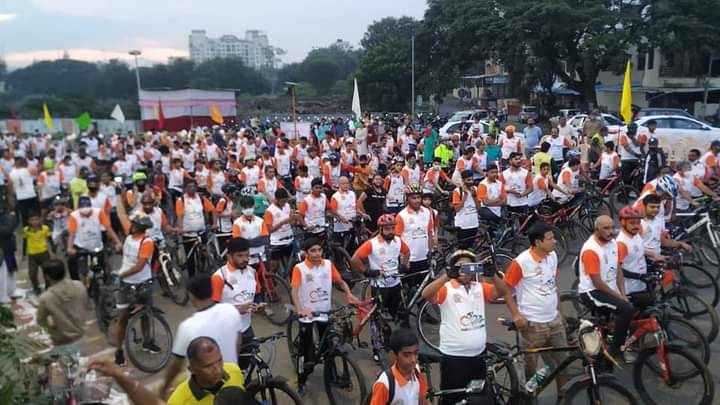 'आजादी का अमृत महोत्सव' : सायक्लोथॉन स्पर्धेला उत्स्फूर्त प्रतिसाद