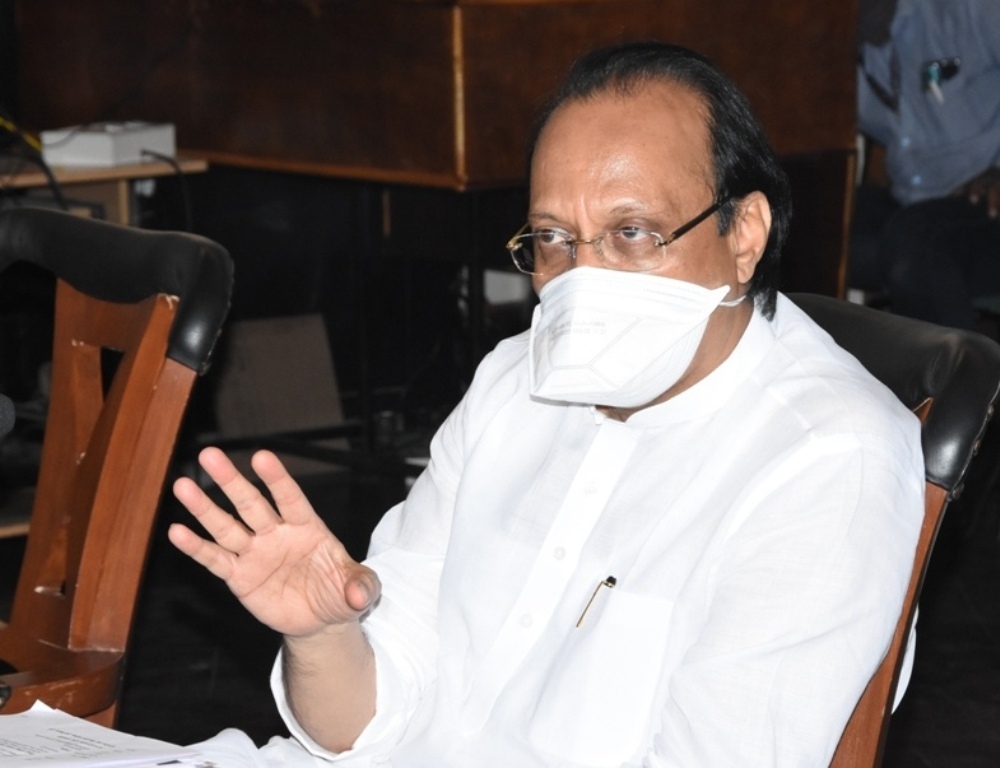 जम्बो कोविड रुग्णालय बंद करण्याचे उपमुख्यमंत्री अजित पवारांचे निर्देश