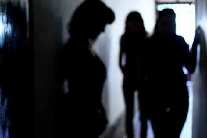 कस्पटे वस्ती येथील 'स्पा सेंटर'वर पोलिसांचा छापा; तीन महिलांची सुटका