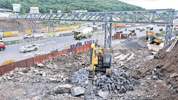 चांदणी चौक पूल पाडण्याच्यावेळी मुंबई-बंगळुरू महामार्गावरील पुणे शहरातील वाहतूक बंद रहाणार
