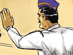 काळेवाडीत वाहतूक पोलिसाच्या डोक्यात घातली बिअरची बाटली