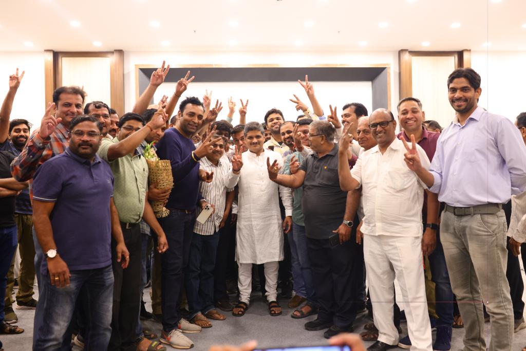 सोसायटीधारक राहुल कलाटे यांच्या पाठिशी..!