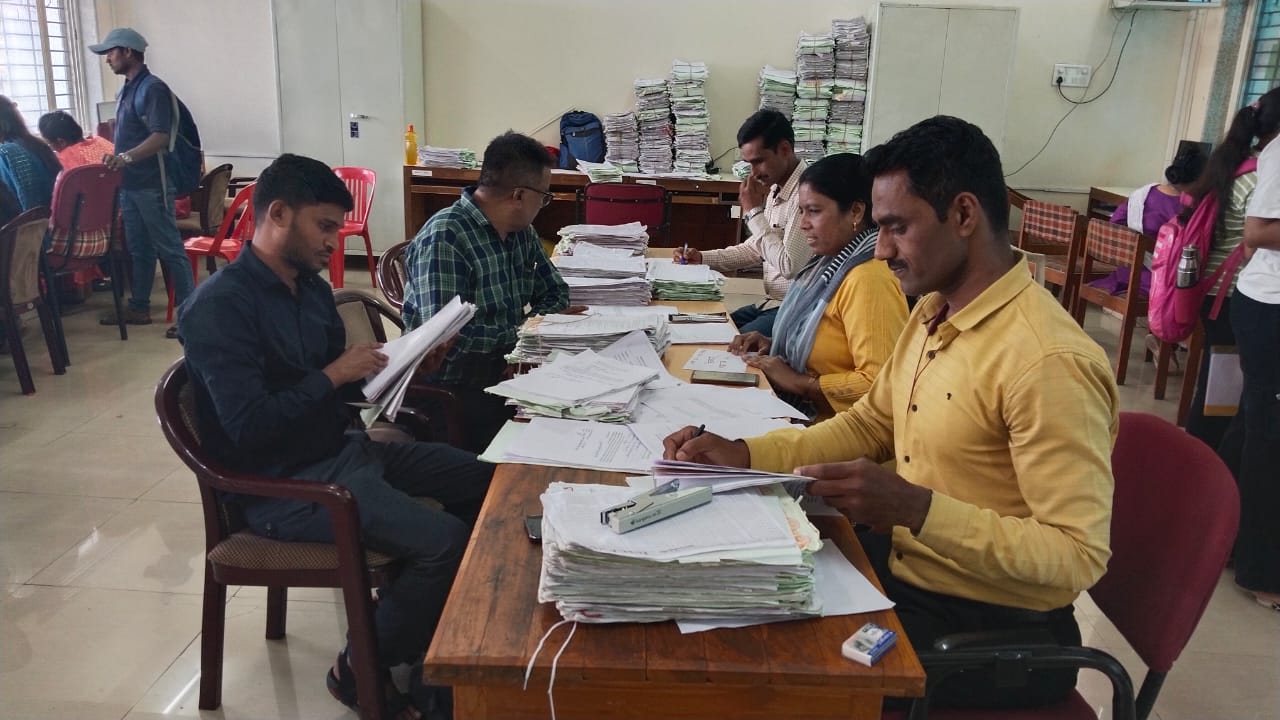 स्वाधार योजनेचे ५ कोटी विद्यार्थ्यांच्या खात्यात जमा होणार