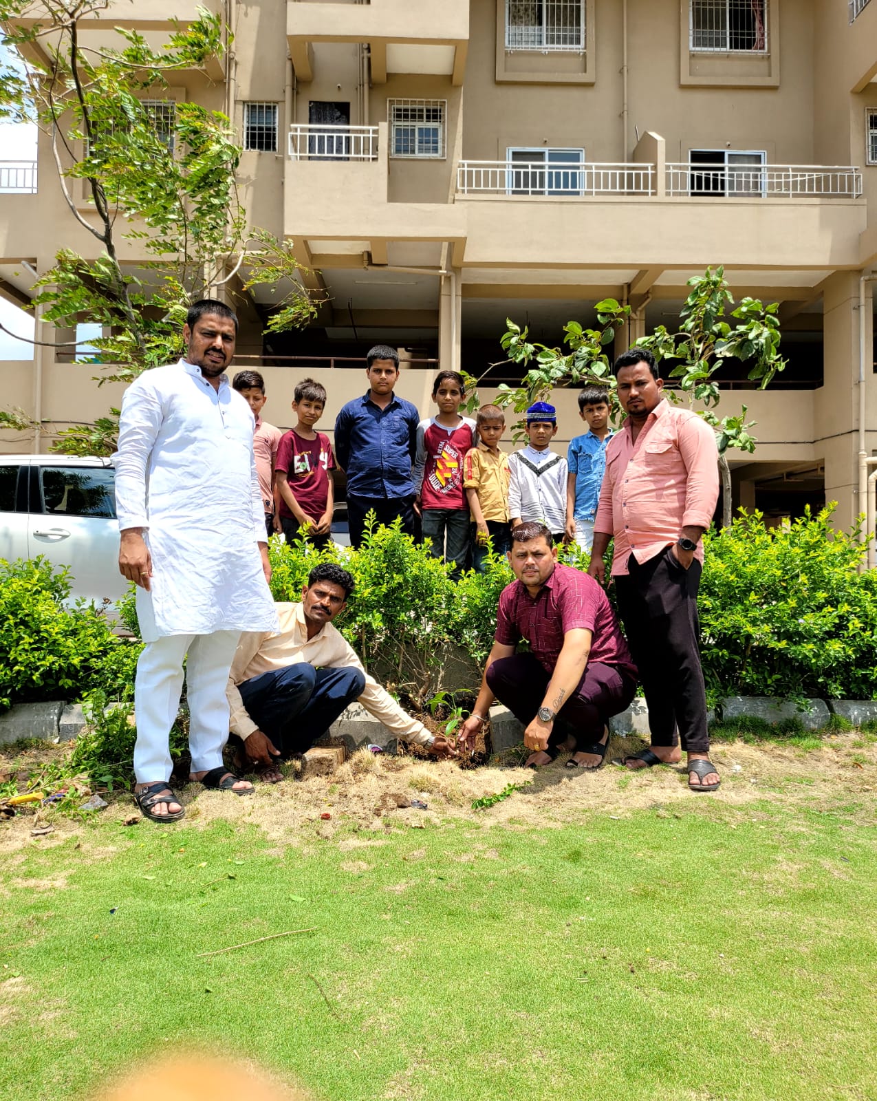 हवामानातील बदलांमुळे ऑक्सिजनचे महत्व लोकांना पटू लागले - दिनेश यादव