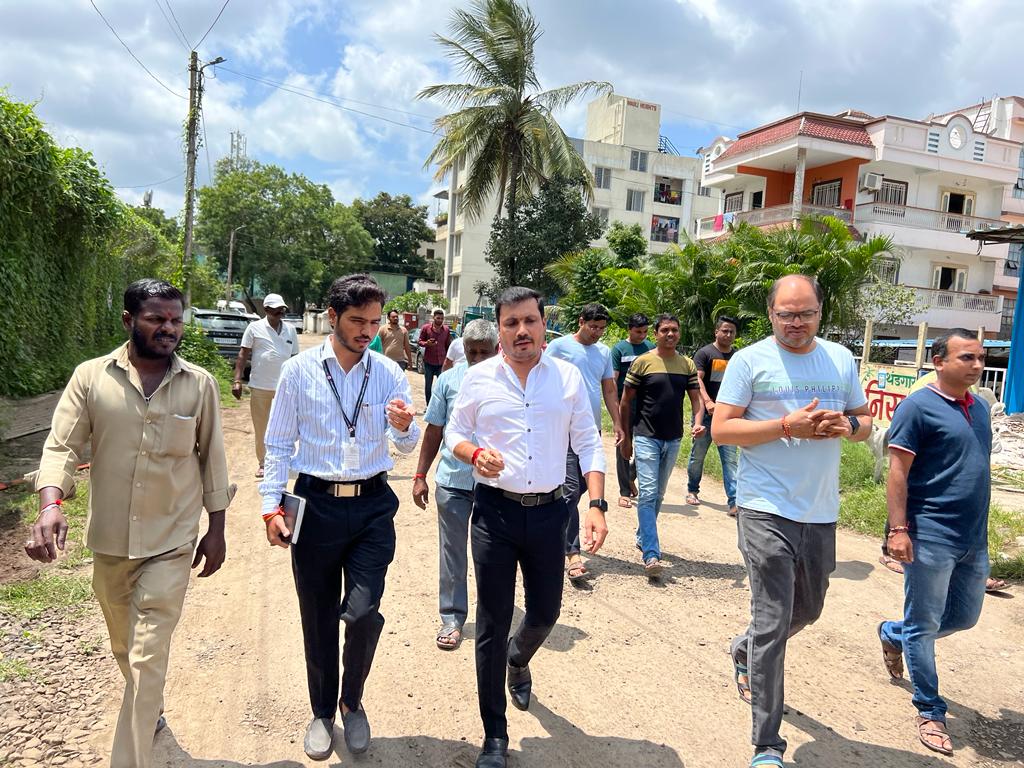 झिंजुर्डे मळा परिसरातील पाणीप्रश्न तातडीने मार्गी लावा; शत्रुघ्न काटे यांच्या अधिकाऱ्यांना सूचना