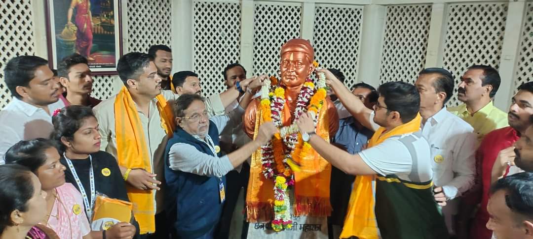 तुळापूर येथून रोहित पवार यांच्या 'युवा संघर्ष यात्रे'ला सुरुवात