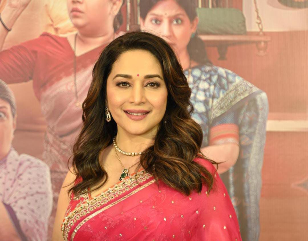 पंचक मराठी चित्रपटाच्या प्रीमियर शोसाठी उद्या माधुरी दीक्षित पिंपरी चिंचवडमध्ये..!