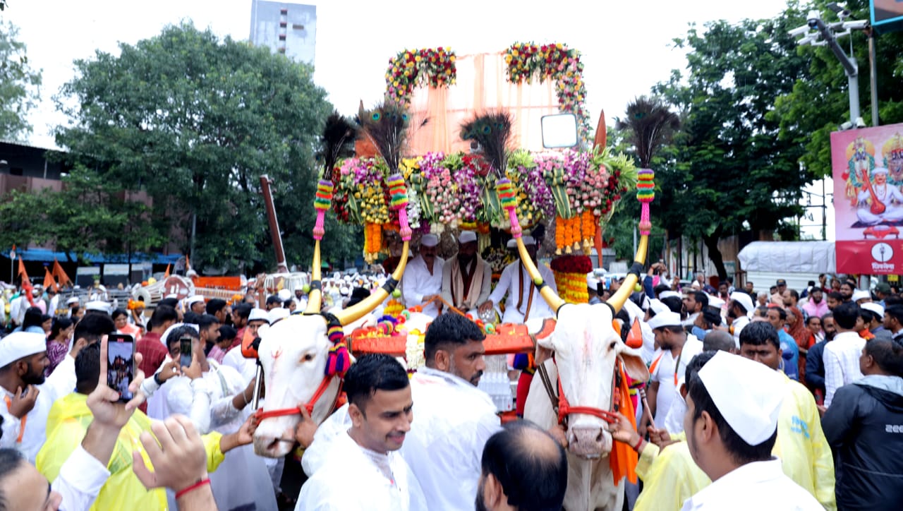 परतीसाठी निघालेल्या पालखी सोहळ्याचे पिंपरी चिंचवड शहरात आगमन