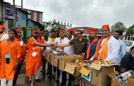 कावड यात्रेत सहभागी भाविकांना अल्पोपहारचे वाटप; दिनेश यादव मित्र परिवाराचा उपक्रम