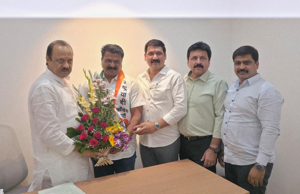 चिंचवडमध्ये शिवसेना ठाकरे गटाला खिंडार.. माजी नगरसेवक अनंत कोऱ्हाळे यांचा राष्ट्रवादी काँग्रेसमध्ये प्रवेश