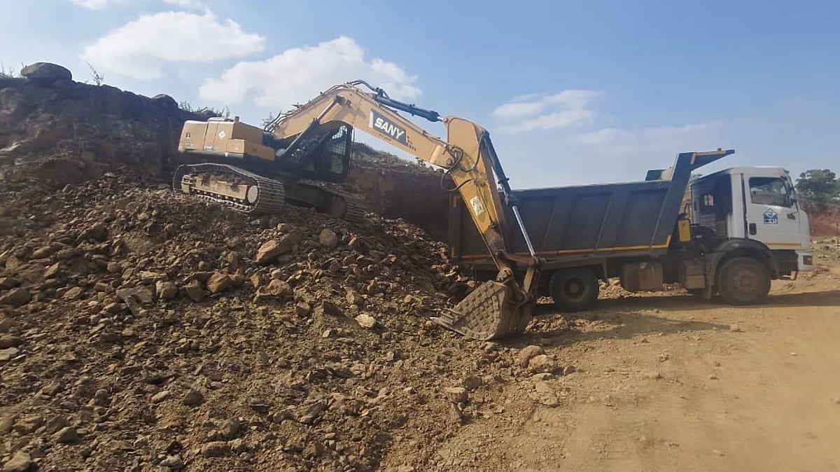 मावळातील उत्खनन गैरव्यवहार प्रकरणी चार तहसीलदारांसह दहा जण निलंबित; कठोर कारवाईचे महसूल मंत्र्यांचे निर्देश