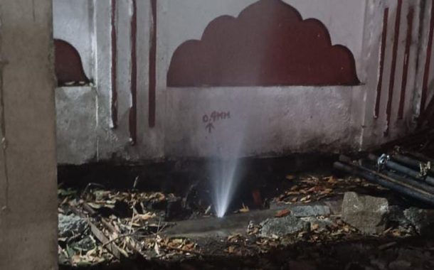 निगडी बस स्टॉप परिसरात मेट्रोच्या कामामुळे पुन्हा पाईपलाइन फुटली; हजारो लिटर पाणी वाया