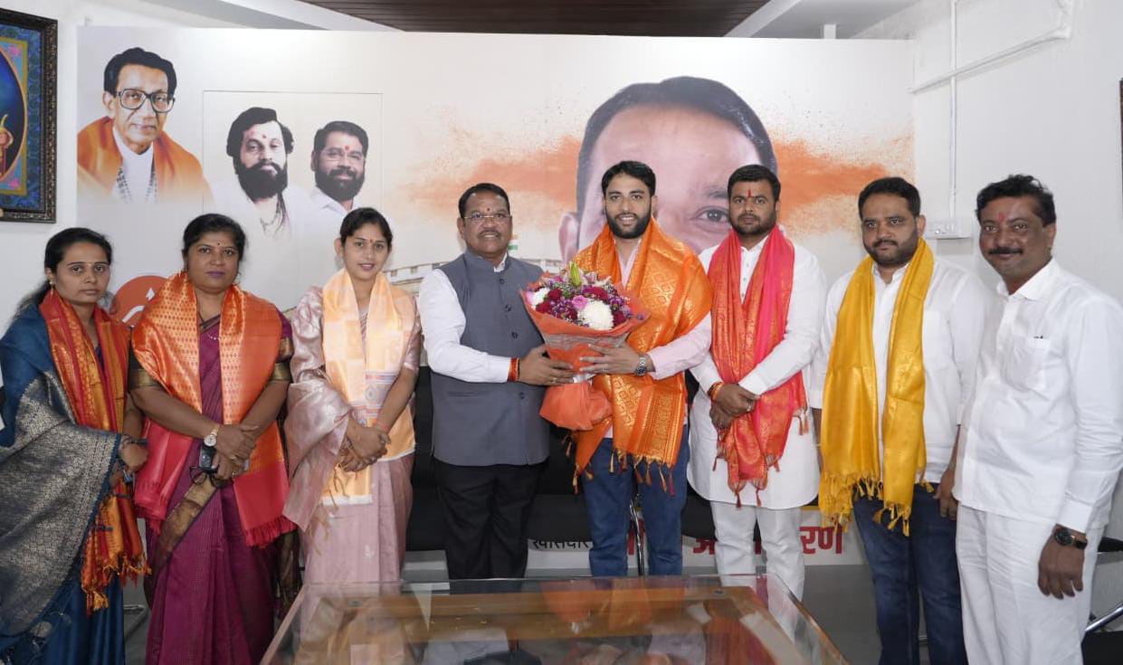 शिवसेनेच्या गटनेतेपदी विश्वजित बारणे यांची निवड