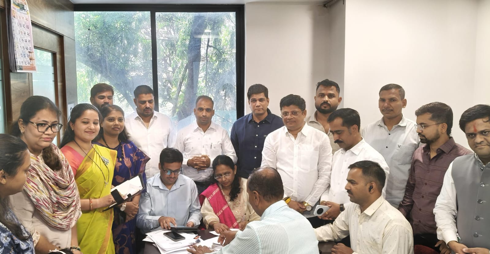 भाजपा शहराध्यक्ष शत्रुघ्न काटे यांच्या वाढदिवसानिमित्त युवा मोर्चा आयोजित ‘मोफत विमा नोंदणी अभियान’ उत्साहात साजरा