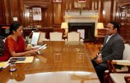 रेड झोन प्रश्नांसंदर्भात खासदार बारणेंनी घेतली संरक्षण मंत्री निर्मला सितारामन यांची भेट