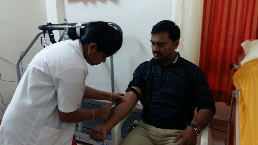 पत्रकारांनी आरोग्याची काळजी घ्यावी - डॉ. निखिल हिरेमठ