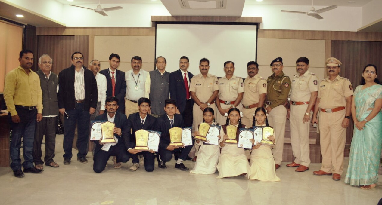 'डायरेक्टर जनरल युथ पार्लमेंट चॅम्पियनशीप' स्पर्धेत भैरवनाथ विद्यामंदिर आणि डॉ. डी.वाय.पाटील महाविद्यालय संघ प्रथम