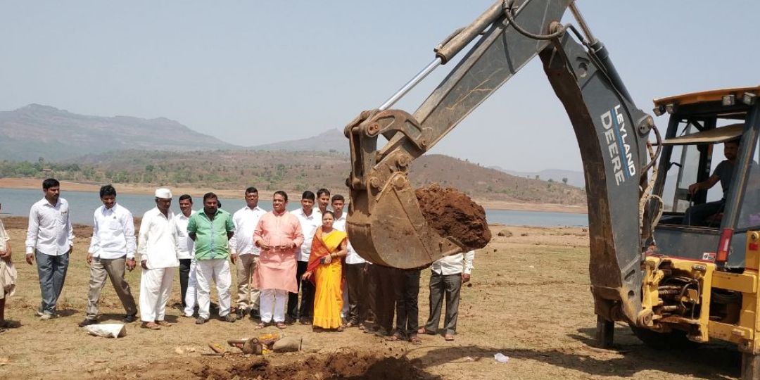 खासदार श्रीरंग बारणे यांच्या प्रयत्नातुन पवना धरणातून गाळ काढण्याची मोहिम सुरूच; २ वर्षात ७५ हजार क्युबिक मीटर गाळ काढला