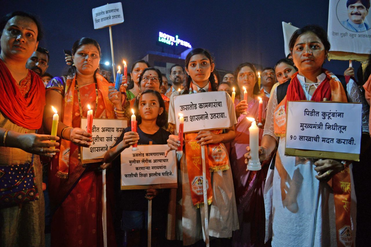 कासारसाई घटनेतील नराधमांना फाशी द्या !