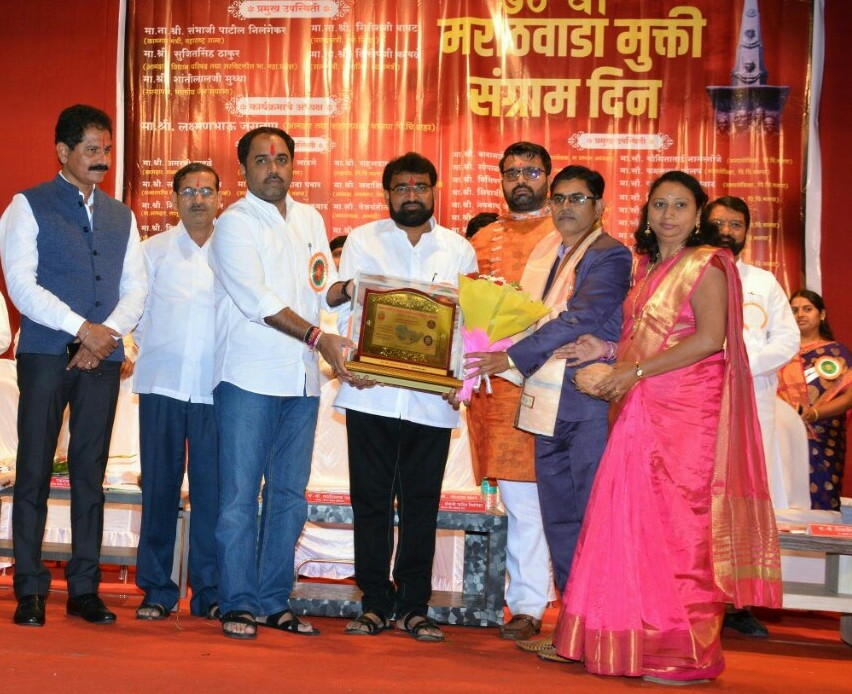 अण्णा जोगदंड यांना 'मराठवाडा भुषण' पुरस्कार प्रदान