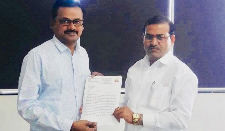 प्राधिकरणाने रेडझोन बाधितांच्या समस्या सोडवाव्यात - उत्तम केंदळे