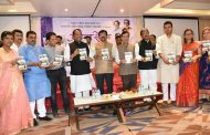 खासदार बारणे यांनी लिहिलेल्या पुस्तकाच्या प्रत्येक पानावर बाळासाहेब दिसत आहेत - संजय राऊत