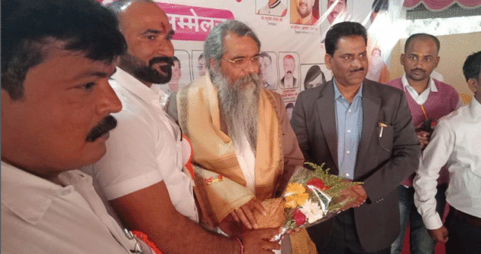 यादव समाजाने संघटीत व्हावे - एल.आर.यादव