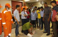 अपघात प्रसंगी युवकांनी स्वयंस्फुर्तीने मदतीसाठी पुढे यावे - डॉ. ए.एम.फुलंबरकर