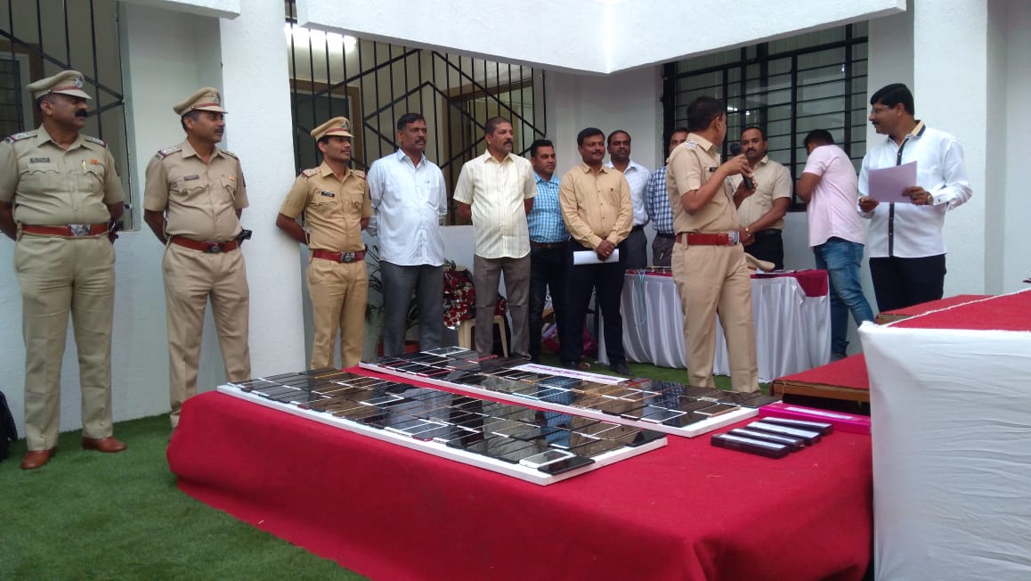 चोरीला गेलेले २५ लाखांचे २०१ मोबाईल हस्तगत; वाकड पोलीसांची धडाकेबाज कामगिरी