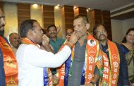 श्रीरंग बारणे आणि लक्ष्मण जगताप यांचे 'मनोमिलन' म्हणजे 'लोकनाट्य तमाशा' - मारूती भापकर