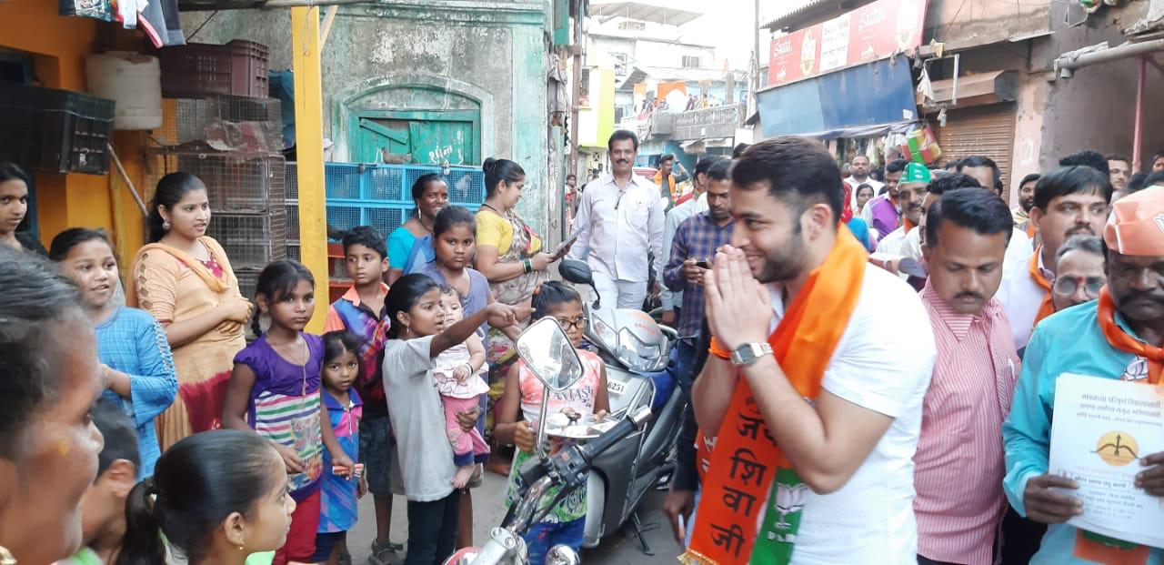 पनवेलमध्ये विश्वजीत बारणे यांचा प्रचाराचा झंझावात; तरुणाईचा तुफान प्रतिसाद