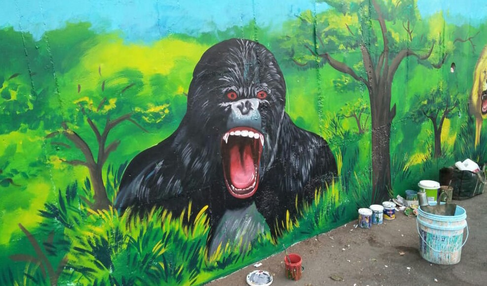 पिंपरी चिंचवडमधील रस्त्यांच्या भिंतींवर साकारतेय 'जंगलबुक'.. पेंटींगव्दारे सुशोभीकरणाचे काम सुरू