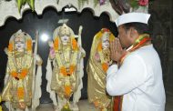 खासदार बारणे यांनी घेतले चिंचवड गावातील राम मंदिरात दर्शन