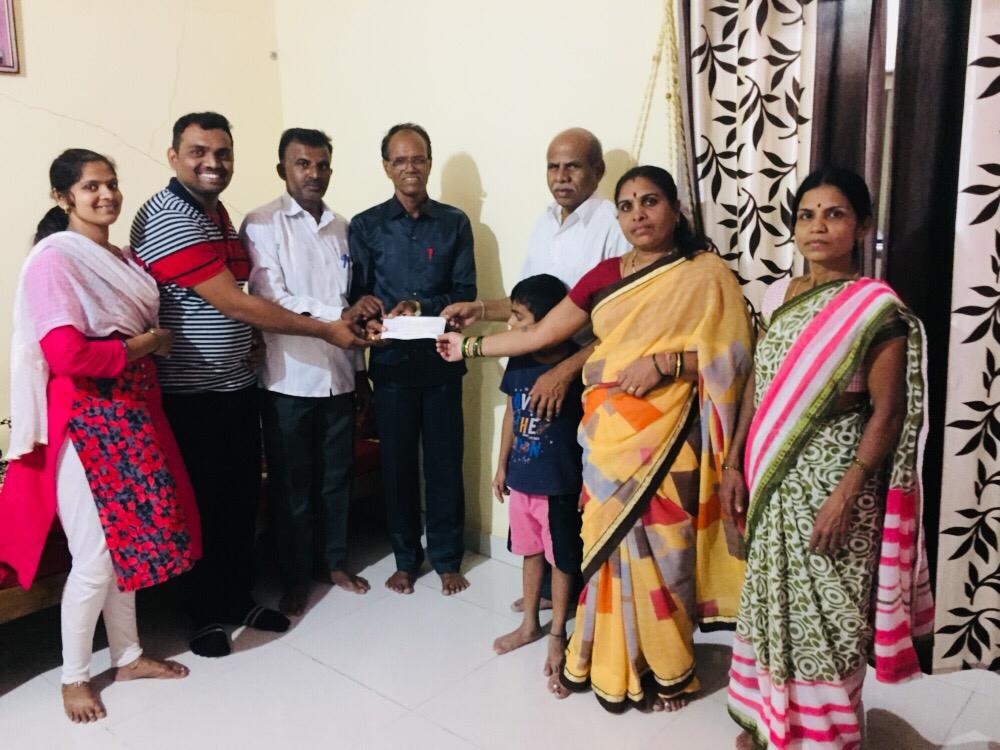 सेवानिवृत्तीच्या कार्यक्रमाचा खर्च टाळून 'पाणी फाऊंडेशन'ला आर्थिक मदत; उद्धव गायकवाड यांनी जपली सामाजिक बांधिलकी..!