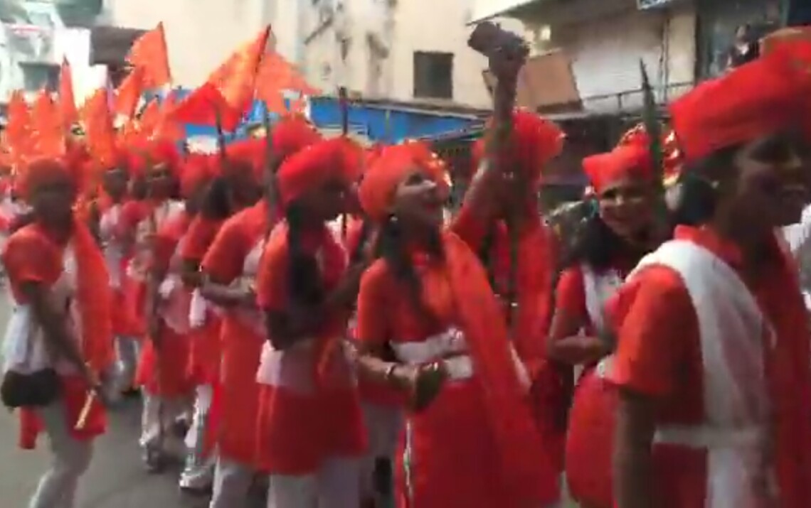 शोभायात्रेत तलवारींचा नाच अन् एअरगनमधून फायर; विश्व हिंदू परिषदेच्या २५० कार्यकर्त्यांविरोधात निगडी पोलीसांत गुन्हा दाखल