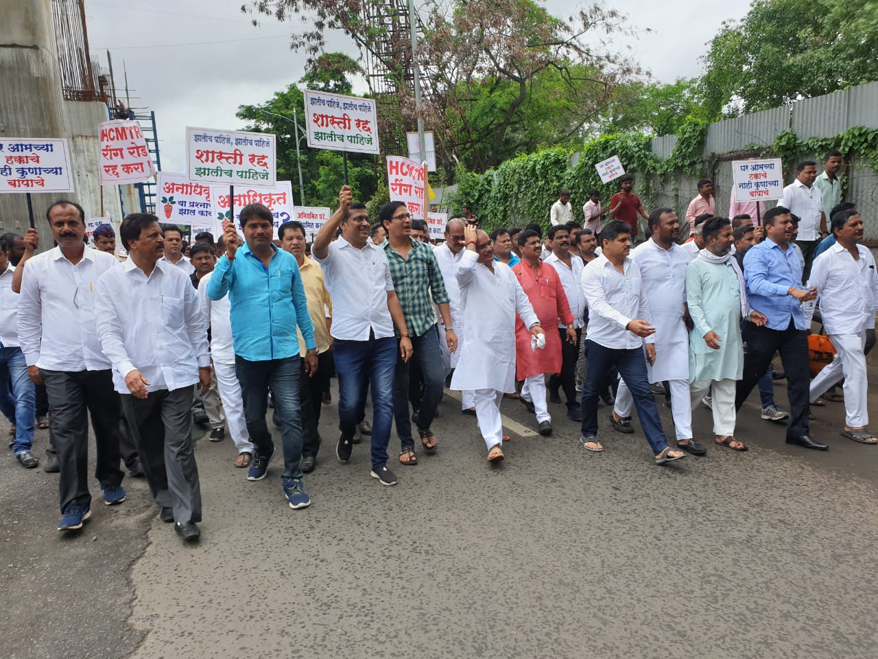 शास्तीकर बाधितांचा महापालिकेवर मोर्चा; सरसकट माफी न झाल्यास आता मंत्रालयावर धडकणार..!