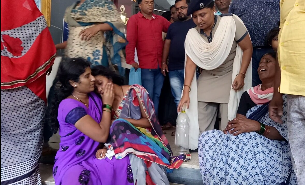 कचरा वाहतूक करणाऱ्या डंपरच्या धडकेत चिमुरड्याचा मृत्यू; नातेवाईकांचा पालिकेत टाहो..!