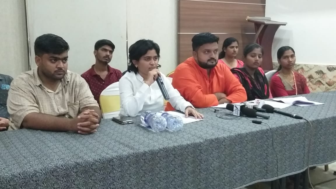 'आरटीओ'तील अनागोंदी कारभाराची चौकशी करा; चौकशी करून दोषींवर कारवाईची युवासेनेची मागणी
