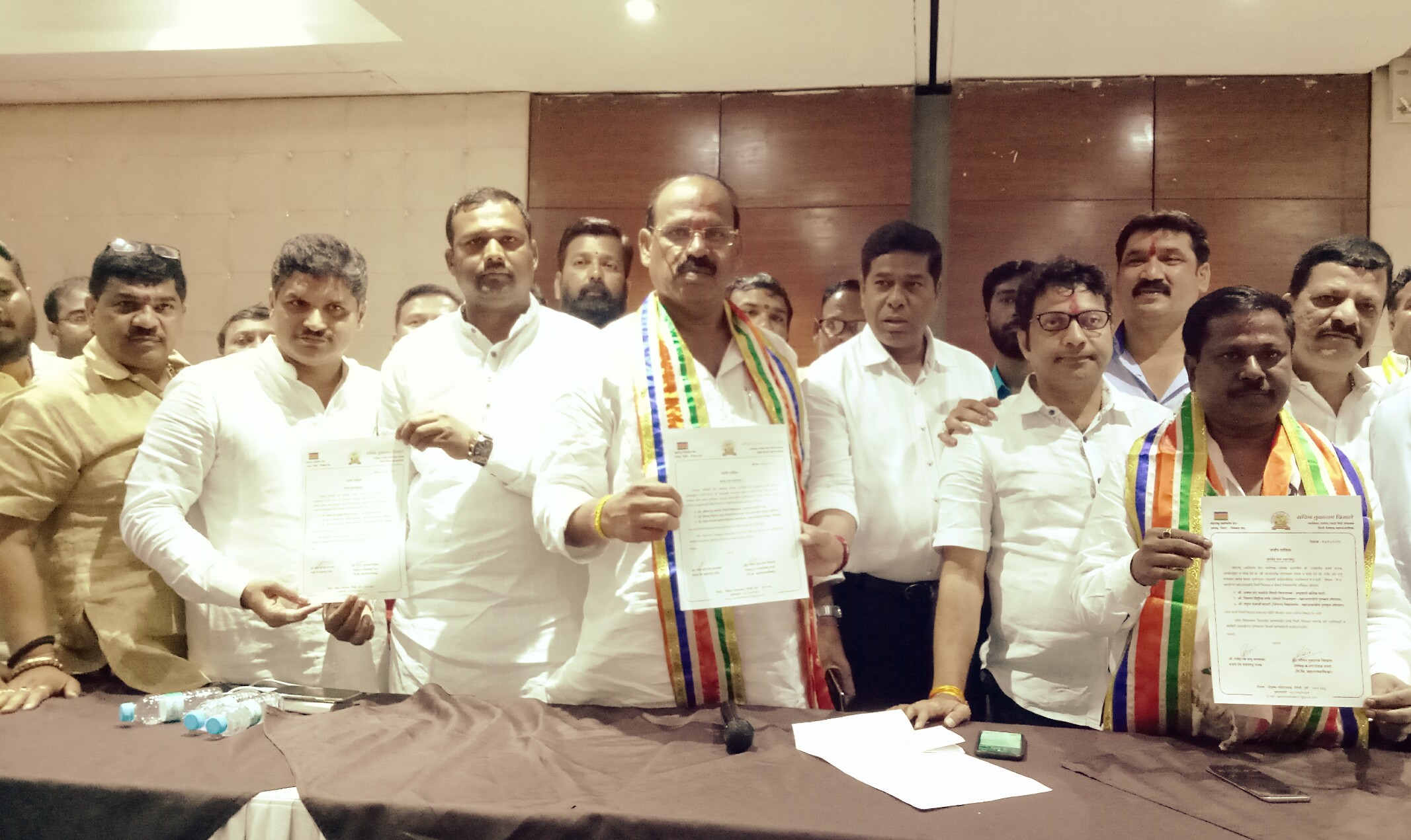 राष्ट्रवादीचे अण्णा बनसोडे यांच्यासह अपक्ष उमेदवार विलास लांडे, राहुल कलाटे यांना मनसेचा 'बिनशर्त पाठिंबा' जाहीर..!