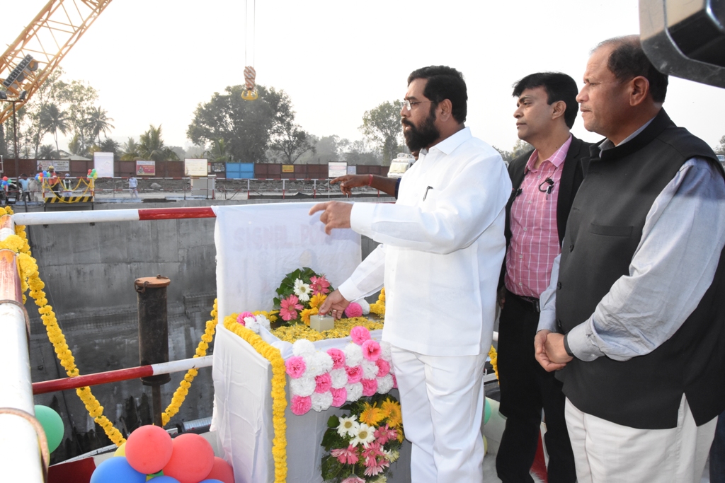 राज्यातील सार्वजनिक वाहतूक व्यवस्था सक्षम व सुरक्षित करण्यावर भर देणार - नगरविकास मंत्री एकनाथ शिंदे