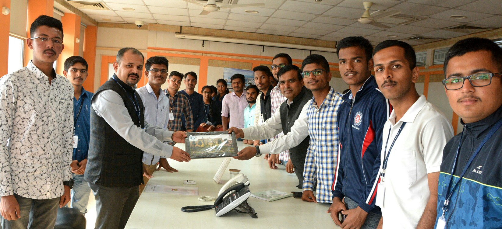 स्पर्धा परीक्षेची तयारी करताना चतुरस्त्र व्यक्तिमत्व विकसित करणे आवश्यक - आयुक्त श्रावण हर्डीकर